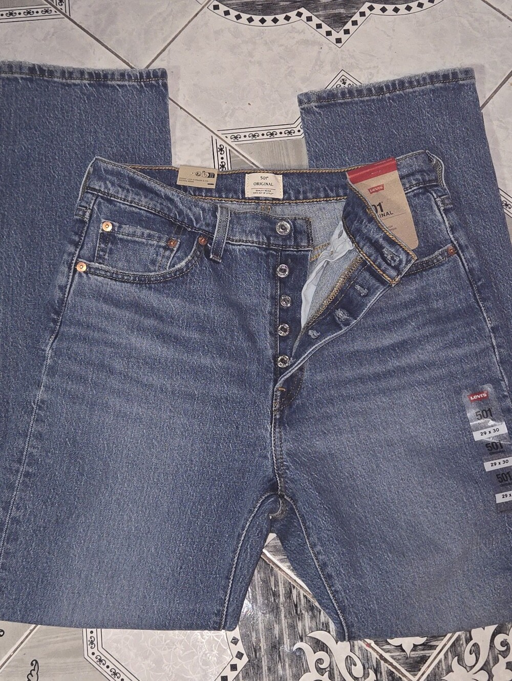Levis 501 Light Stretch Straight Leg Ladies Jeans 29x30 NWT - Picture 4 of 4